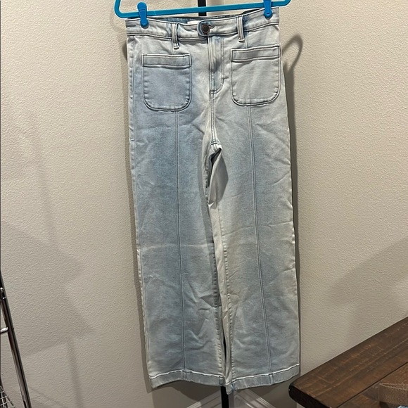 LC Lauren Conrad Light Blue Flare Jeans - Picture 1 of 3